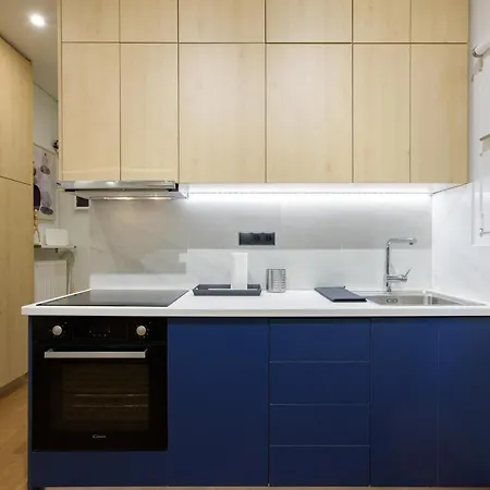 Seaside Serenity: Charming Studio Flat * Athens